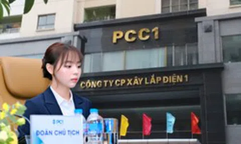Những bức ảnh đang gây sốt của nữ Chủ tịch PC1 sinh năm 1999