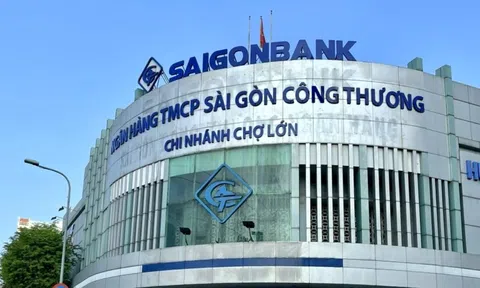 Ngân hàng đầu tiên báo lỗ trong quý II