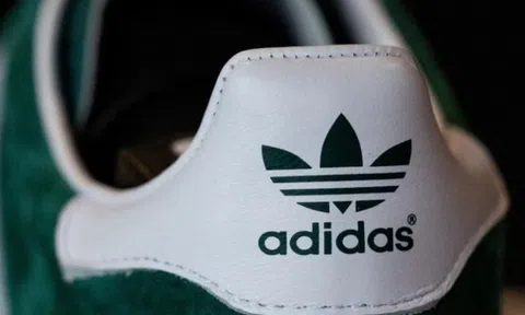 Adidas lao dốc vì chi mạnh tay cho World Cup