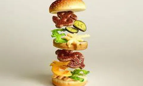 Chỉ số Big Mac tròn 40 tuổi: Chiếc burger của McDonald's được dùng để cân đo sức mạnh các đồng tiền suốt nhiều thập kỷ