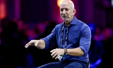 Tỷ phú Jeff Bezos bán 15 triệu cổ phiếu Amazon trị giá hơn 4 tỷ USD