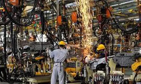 PMI Việt Nam tăng cao nhất trong 5 tháng, chuyên gia chỉ ra yếu tố sẽ gắn chặt với 'vận may' của ngành sản xuất nửa cuối năm