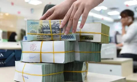 Lãi suất tăng cao, doanh nghiệp gửi nhà băng hàng nghìn tỷ đồng
