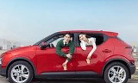 Mua ô tô đầu tiên cho gia đình, chủ xe chấm VinFastVF 5 vì“bố mẹ dễ lái, con ngồi thoải mái, nuôi xe nhẹ gánh”