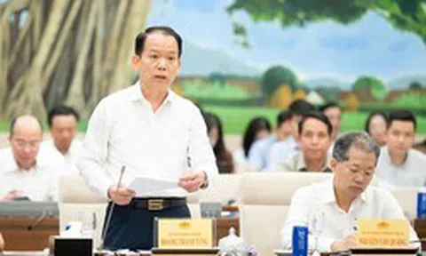 Dự thảo Luật phát triển đô thị: Chuyển thẩm quyền quyết định cải tạo, xây dựng lại nhà chung cư từ UBND sang HĐND
