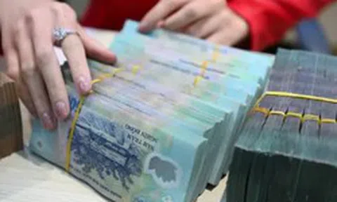 Đề nghị ưu tiên ngân sách để cán bộ đủ sống bằng lương