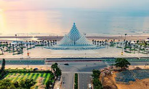 Việt Nam có tòa tháp 143 trụ bê tông, trị giá 155 tỷ đồng, được Sun Group thi công thần tốc chỉ trong 75 ngày