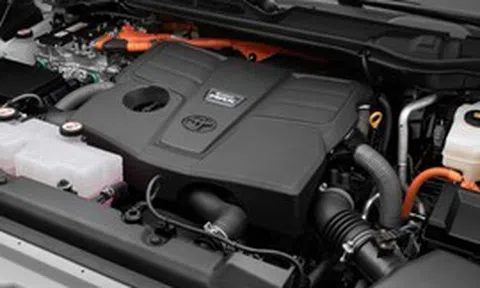 Cú gõ búa giúp Toyota tiết kiệm hàng triệu USD chi phí thay động cơ