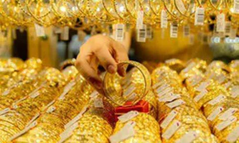 Giá vàng SJC, vàng nhẫn chiều ngày 29/8: Giảm tới 2 triệu đồng/lượng