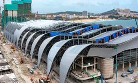 Thi công xuyên kỳ nghỉ lễ trên đại công trường ở Phú Quốc