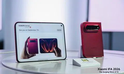 Xiaomi cũng ra mắt mẫu điện thoại gập mang tên 18 Fold, cộng đồng mạng so sánh với iPhone gập của Apple