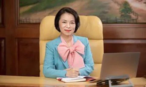 Bà Phạm Thu Hương vừa rời top 1000 người giàu nhất hành tinh