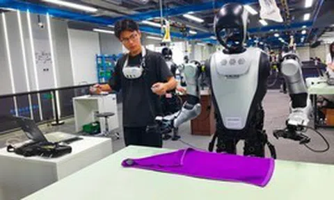 Bên trong 'trường học' robot lớn nhất Trung Quốc