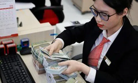 Giá USD tự do và ngân hàng liên tục giảm mạnh