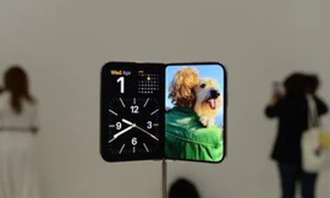 Samsung mất 7 năm để khai phá smartphone gập, Apple chỉ cần một chiếc iPhone Duo để khiến cả thị trường nhìn lại