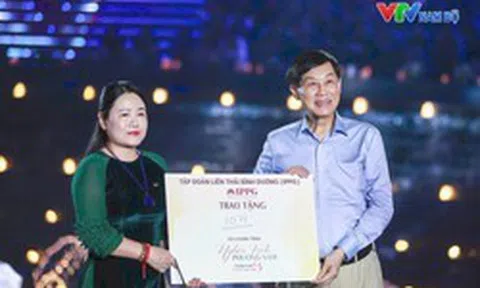 Người đàn ông U80 ứng 10 tỷ đồng từ 10 năm lương hưu để quyên góp cho trẻ em mồ côi vì đại dịch Covid-19