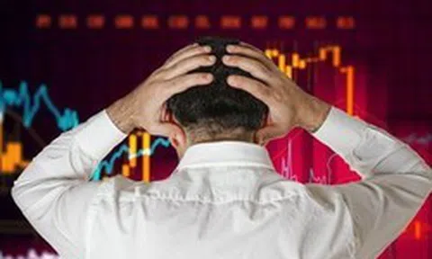 Một cổ phiếu ngân hàng "nằm sàn" hai phiên liên tiếp, chuyện gì đang diễn ra?
