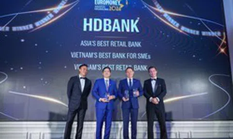 Danh hiệu "Ngân hàng Bán lẻ tốt nhất châu Á" lần đầu tiên được trao cho một ngân hàng Việt Nam