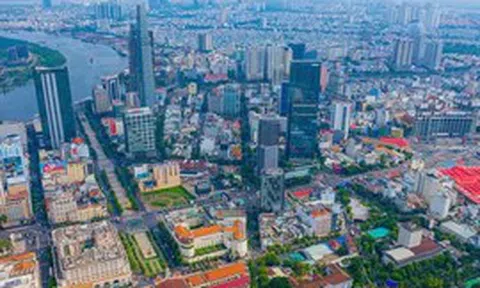 ADB nâng dự báo tăng trưởng GDP Việt Nam