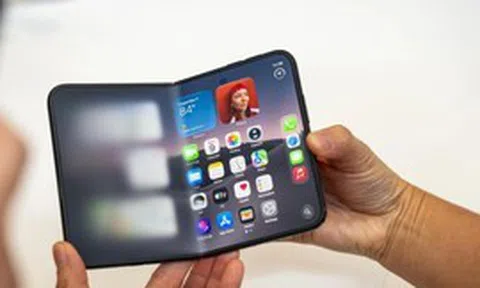 Chủ tịch hệ sinh thái Android nói về iPhone Duo: “Tương lai thường xuất hiện trước trên Android”