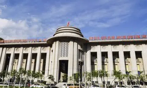 Lãi suất liên ngân hàng giảm còn 1%, Ngân hàng Nhà nước rút bớt thanh khoản hỗ trợ
