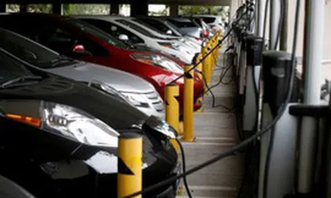 Xe điện giảm phát thải thế nào so với xe xăng?
