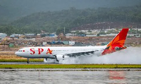 Chiếc máy bay thân rộng đầu tiên của Sun PhuQuoc Airways đã về Phú Quốc sau hành trình đặc biệt: Gặp trục trặc dẫn đường ở Cực Bắc, mất GPS khi qua Nga, phải đổi sân bay vì bão ở Nhật
