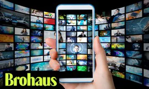 Netflix cần 2 tiếng để kể một câu chuyện, TikTok chỉ cần 60 giây: Đàn ông đang thay đổi cách xem phim?