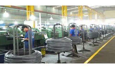 Không phải Việt Nam không sản xuất được bulong, ốc vít, mà là vì sao?