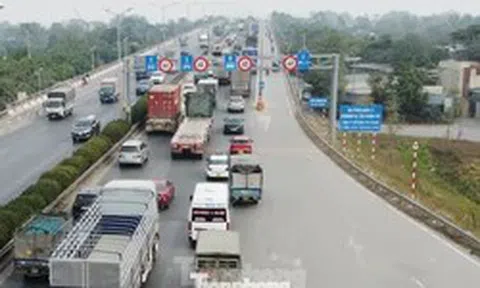 Hà Nội giảm tốc độ, điều chỉnh phân làn trên cầu Thanh Trì gần 3 tháng