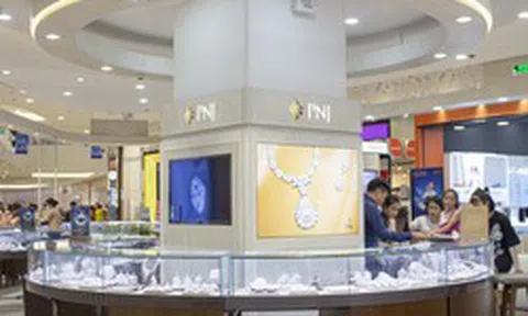PNJ nêu lý do khiến cổ phiếu giảm sàn 5 phiên liên tiếp