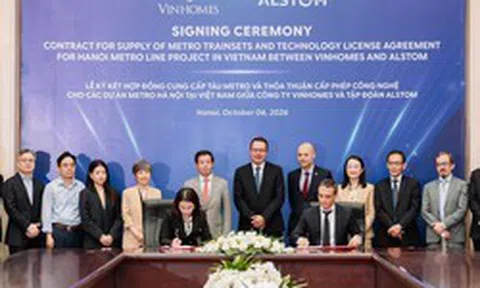 Bắt tay ông Phạm Nhật Vượng làm 200 đoàn tàu không người lái, ‘gã khổng lồ’ Pháp đứng sau kỷ lục tàu cao tốc 574,8 km/h đã nói gì?