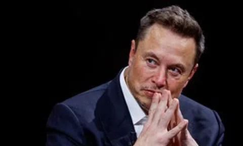 Elon Musk cảnh báo "cú sốc 3 năm": Thời đại bán thời gian lấy lương sắp kết thúc, chỉ có một cách duy nhất để sinh tồn!