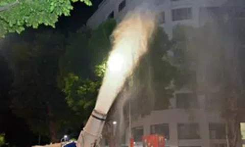 Hà Nội: Tiếp tục chạy xe phun sương dập bụi trong Vành đai 1