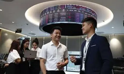 Công ty chứng khoán 'đua' tăng vốn