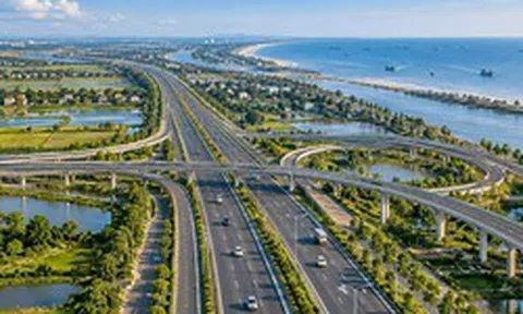 Một tuyến đại lộ được quy hoạch rộng gấp 4 đường băng sân bay, nối thẳng thành phố giàu nhất miền Bắc ra biển, rút ngắn thời gian di chuyển không quá 1 giờ