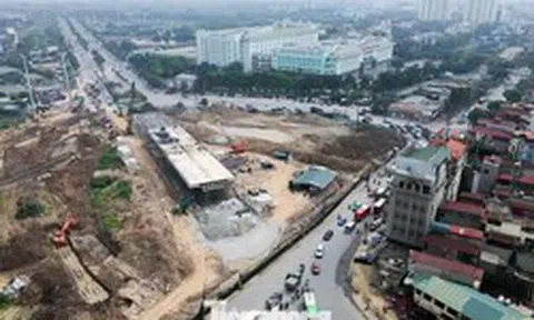Cầu vượt Phạm Tu - đường 70 thành hình, đúc dầm chạy đua về đích cuối năm