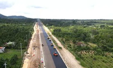 Phê bình Ban Quản lý dự án Ea Kar, kiểm điểm giám đốc