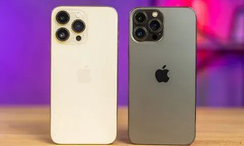 2 chiếc iPhone giảm hơn 20 triệu đồng kể từ khi ra mắt