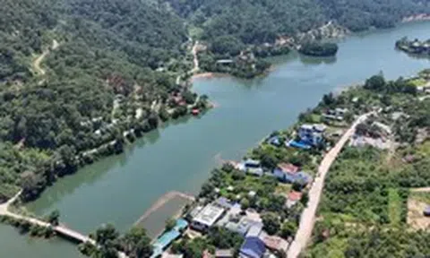 Nhiều khu nghỉ dưỡng quanh hồ Đồng Đò được xác định là đất ở