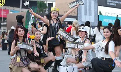 Hai ngày concert BIGBANG: Du lịch Hà Nội có thể thu tới 800 tỷ đồng, lượt đặt vé máy bay đến Thủ đô tăng 74%