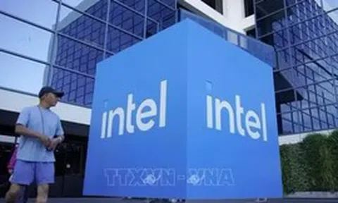 Mỹ miễn trừ lệnh cấm thiết bị robot nước ngoài cho tập đoàn Intel