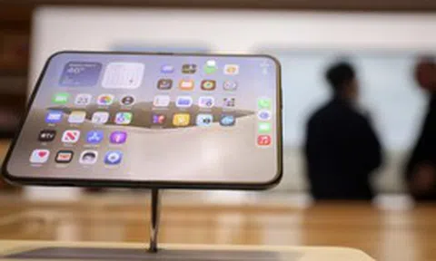 Apple thừa nhận iPhone Duo lỗi màn hình