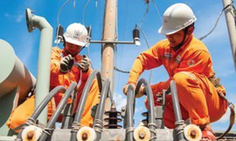 Phó Thủ tướng yêu cầu EVN có phương án giảm giá điện từ 1/11