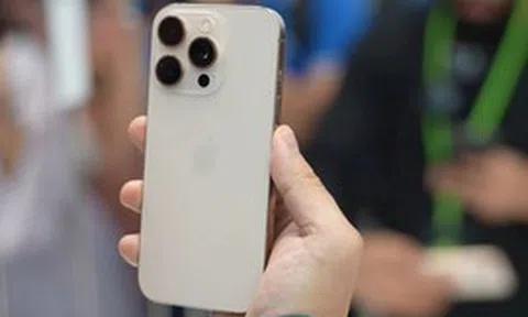 iPhone 16 Pro Max cũ đã giảm hơn 10 triệu đồng