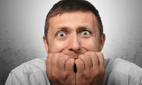 Một cổ phiếu bất ngờ "nằm sàn" 8 phiên liên tiếp, chuyện gì đang xảy ra?