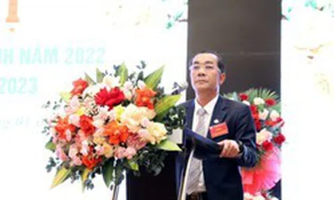 Hé lộ mức lương, thưởng ông Trịnh Văn Tuệ vừa bị khởi tố