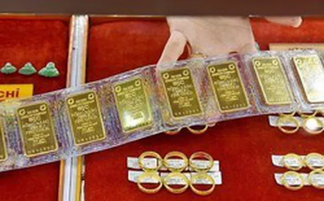 Giá vàng SJC, vàng nhẫn trơn chiều ngày 23/6 bất ngờ giảm mạnh, người mua lỗ gần 5 triệu sau vài tiếng