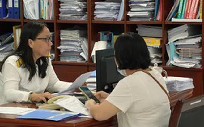 Từ hôm nay, quy định về người phụ thuộc áp dụng giảm trừ gia cảnh có thay đổi quan trọng, hàng triệu người nộp thuế lưu ý nếu không muốn lỡ quyền lợi